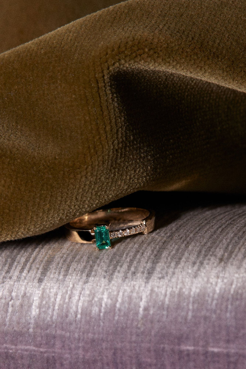 Emerald Diamond Ring 0.30