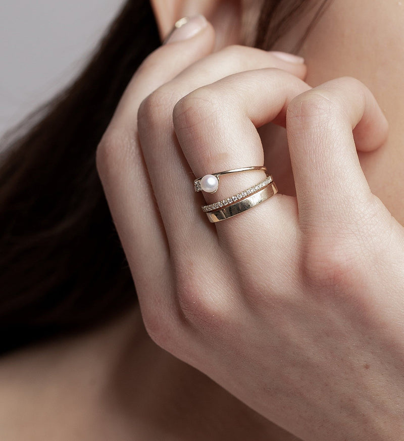 Floating Pearl Ring 04