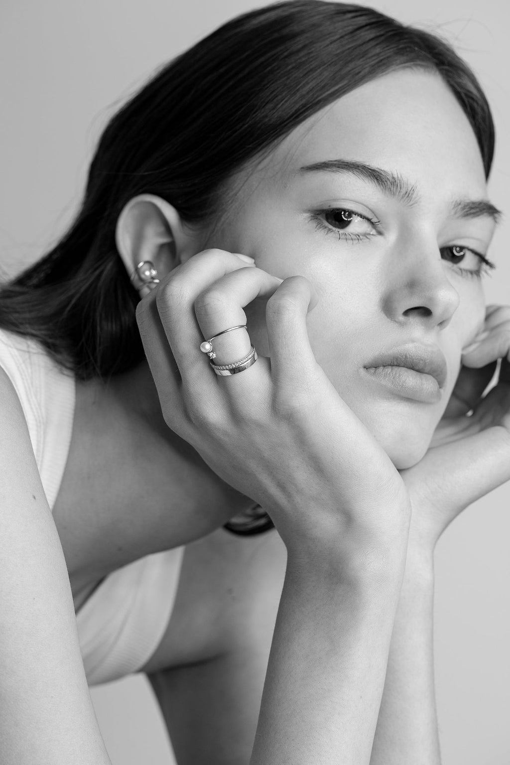 Floating Pearl Ring 04