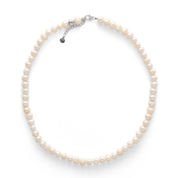 Silver Necklace w. White Pearls