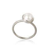 Small Pacific Silver Ring w. White Pearl