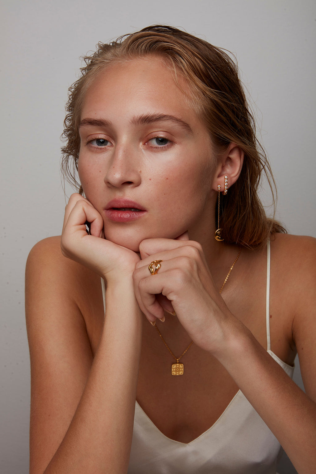 The Hierophant Gold Plated Earring w. White Zirconia