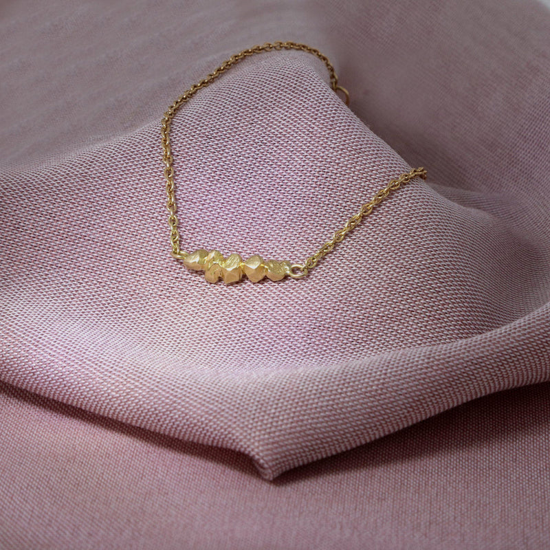 Delicate Nugget Bracelet Gold