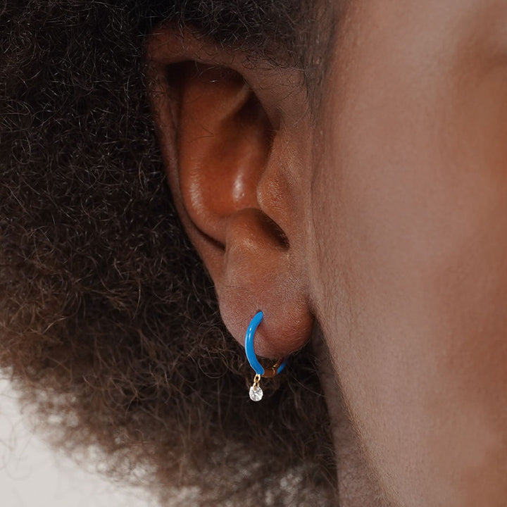 Piercing Blue Enamel 18K Gold, Whitegold or Rosegold Hoop w. Diamond