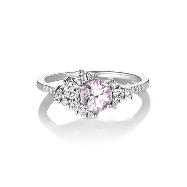 Pokuru 18K Whitegold Ring w. Diamonds & Sapphire