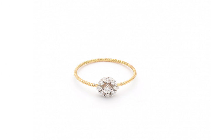 Rosette 18K Gold Ring w. Diamond