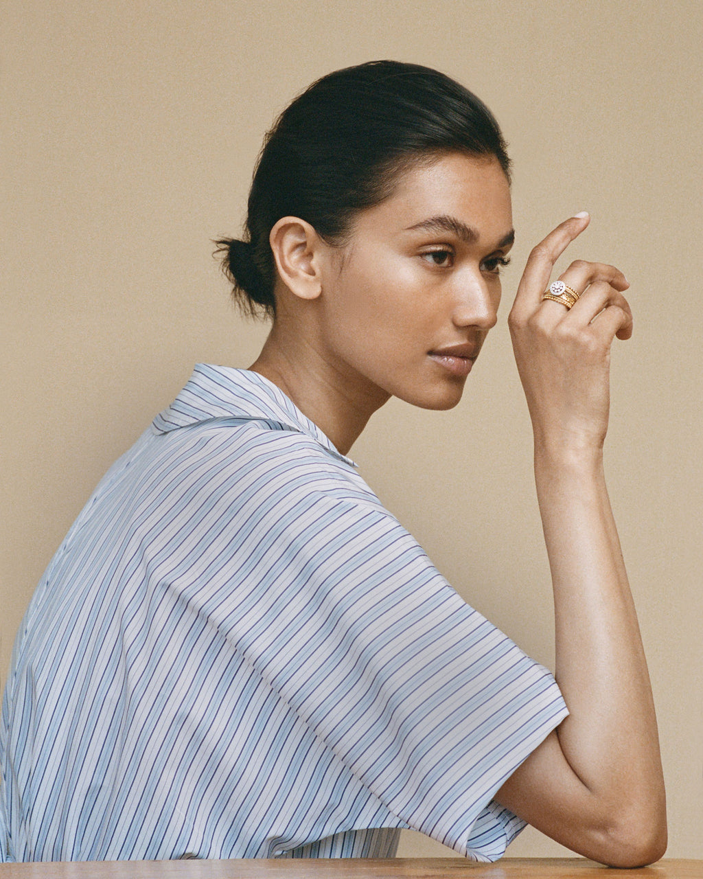 Rosas 18K Gold Ring w. Diamond