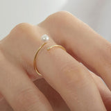 Cosmo Orion 18K Gold Ring w. Pearl & Diamond