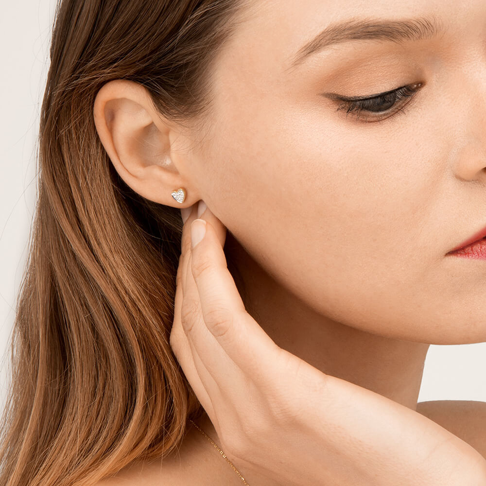 Modern Words Fine Hjerte 18K Guld Ørering m. Diamant