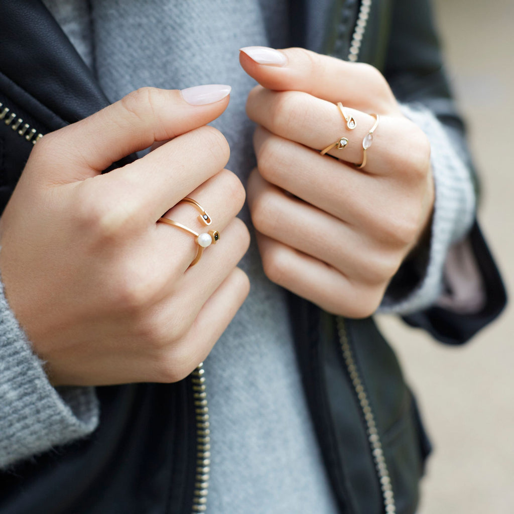PREMIERE Bryce 18K Gold Ring w. Diamond & Moonstone