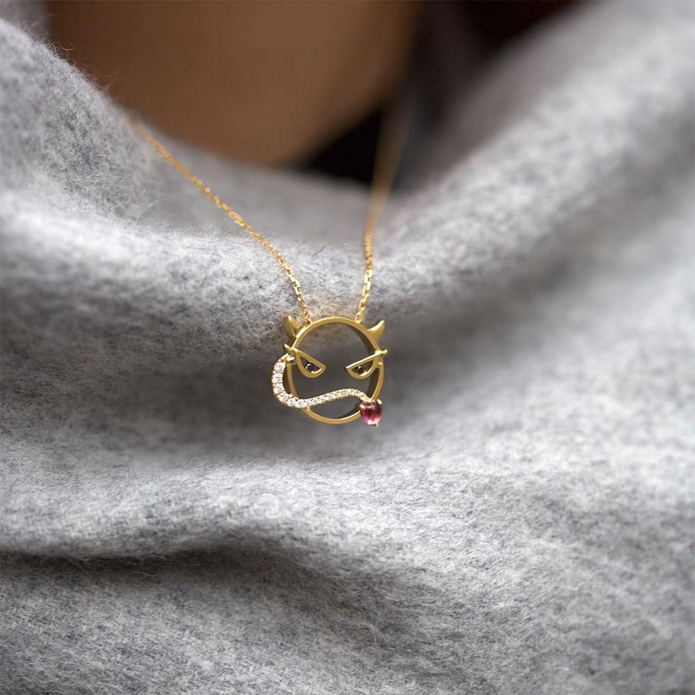 MOYEN Fierce 18K Guld Halskæde m. Diamant & Turmalin