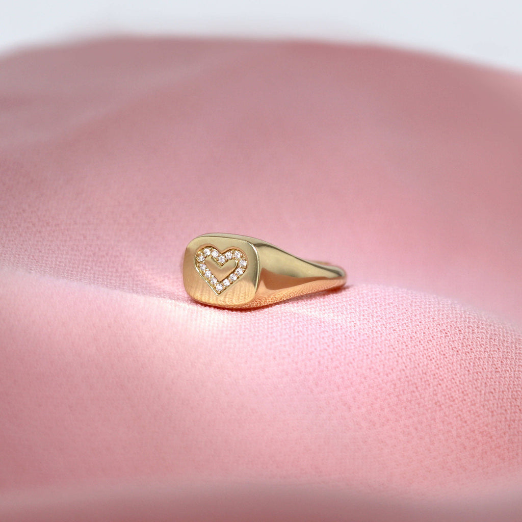 Rock Heart Signet Solid 18K Gold Ring w. Diamonds