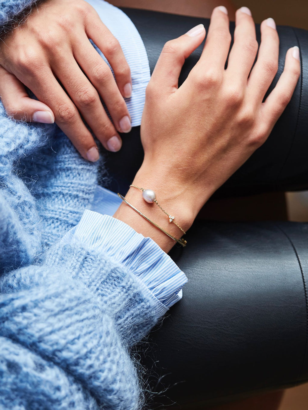 Fryd 18K Gold Bracelet w. Diamonds & Pearl