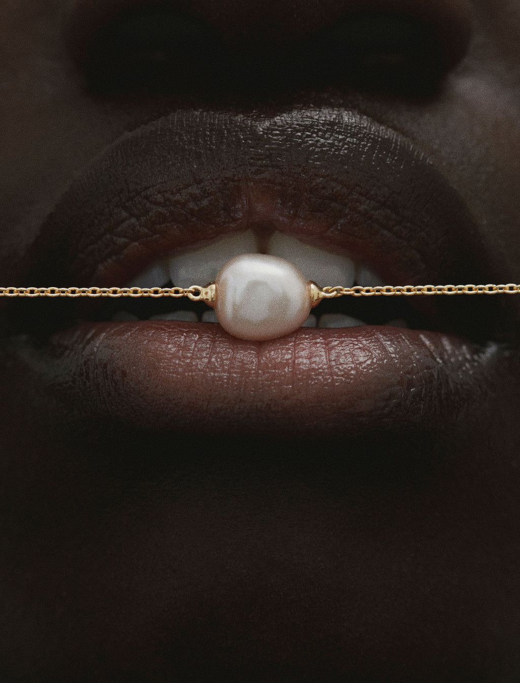 Fryd 18K Gold Bracelet w. Diamond & Pearl