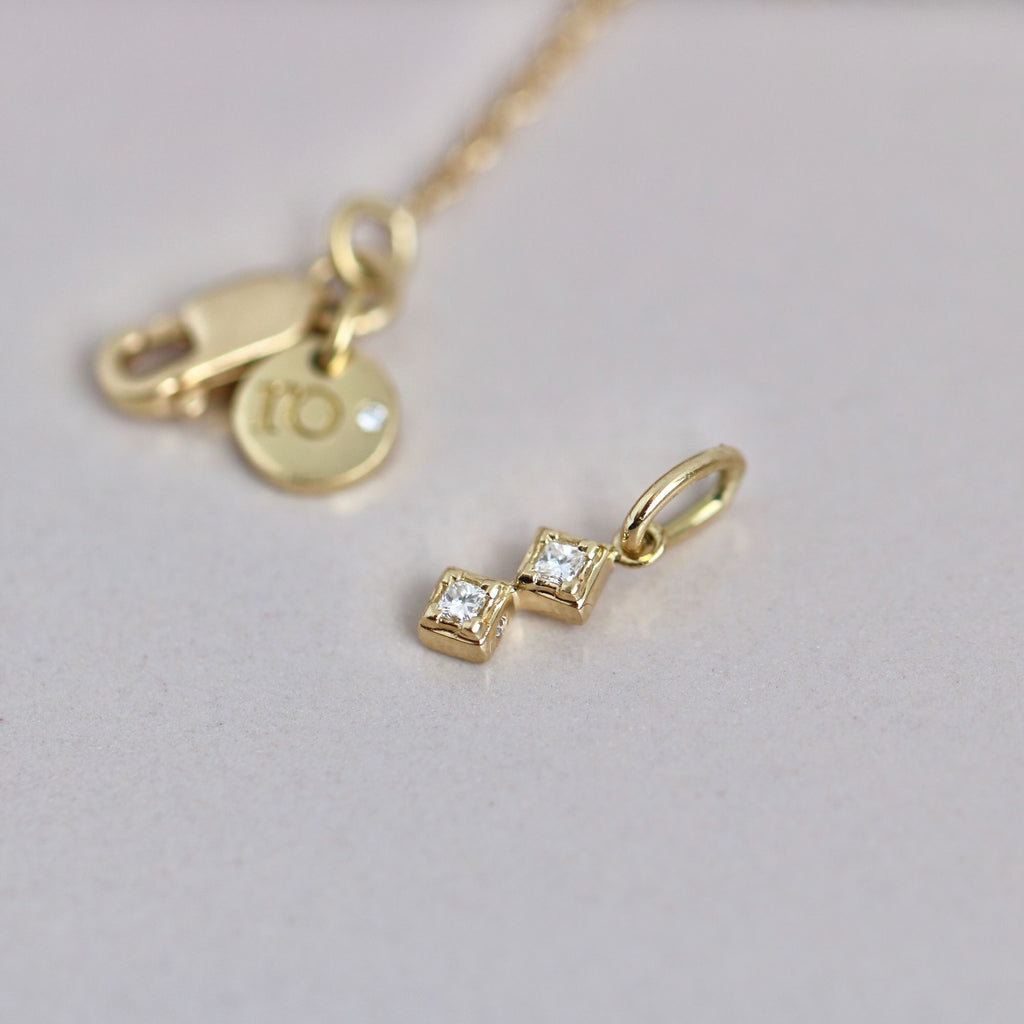 Raw Classic Harlequin 18K Gold Pendant w. Diamonds