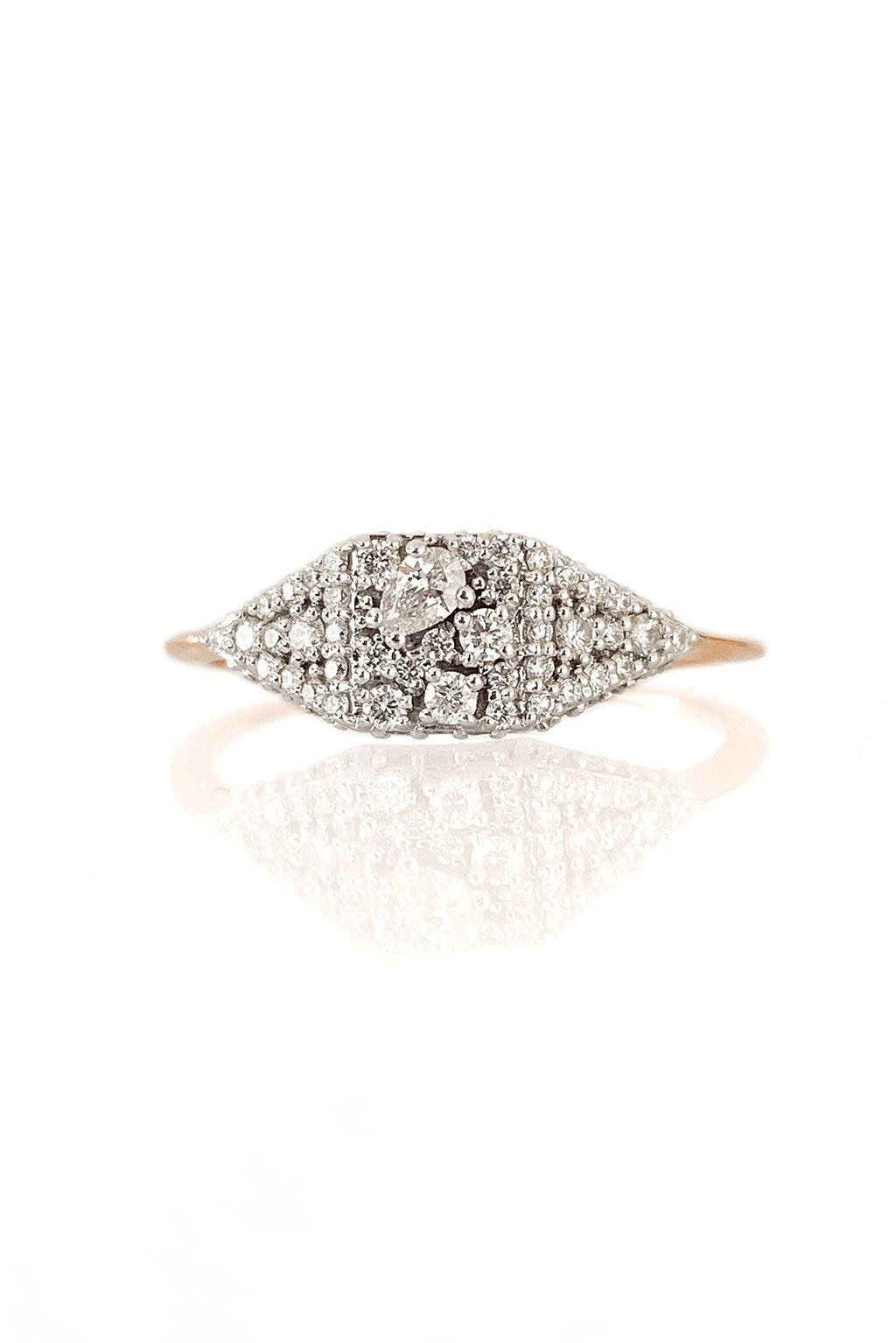 Signet 18K Rosegold & Whitegold Ring w. Diamonds
