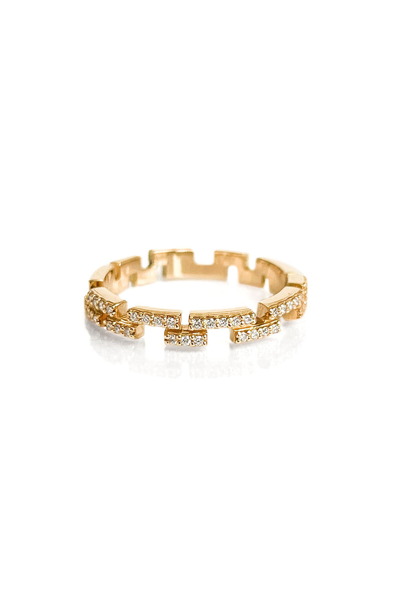 Small Brick 18K Gold Ring w. Diamonds