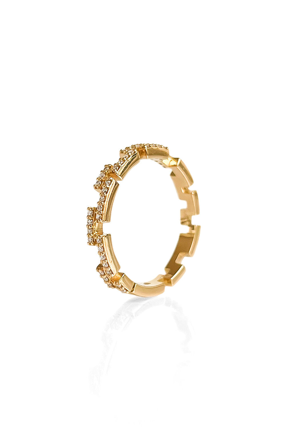 Small Brick 18K Gold Ring w. Diamonds