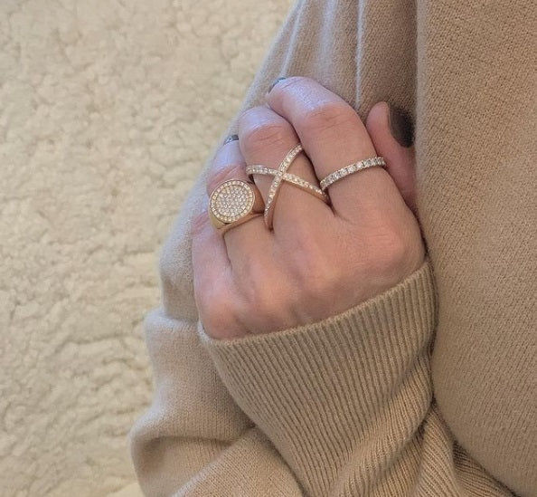 Symmetry Large 18K Gold, Rosegold or Whitegold Ring w. Diamonds