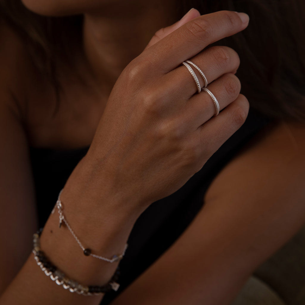 Simple Silver Ring w. Texture