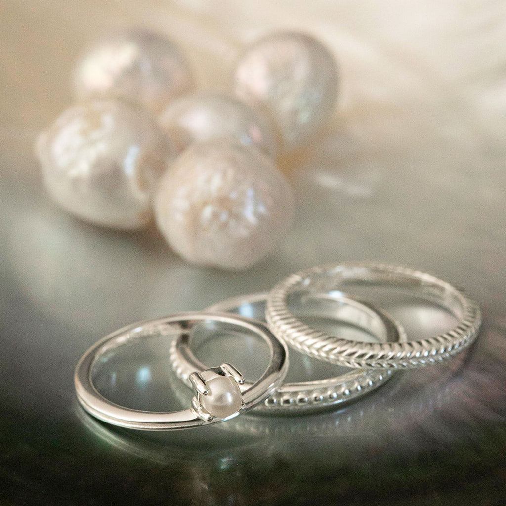 Unicorn Silver Ring w. Pearl