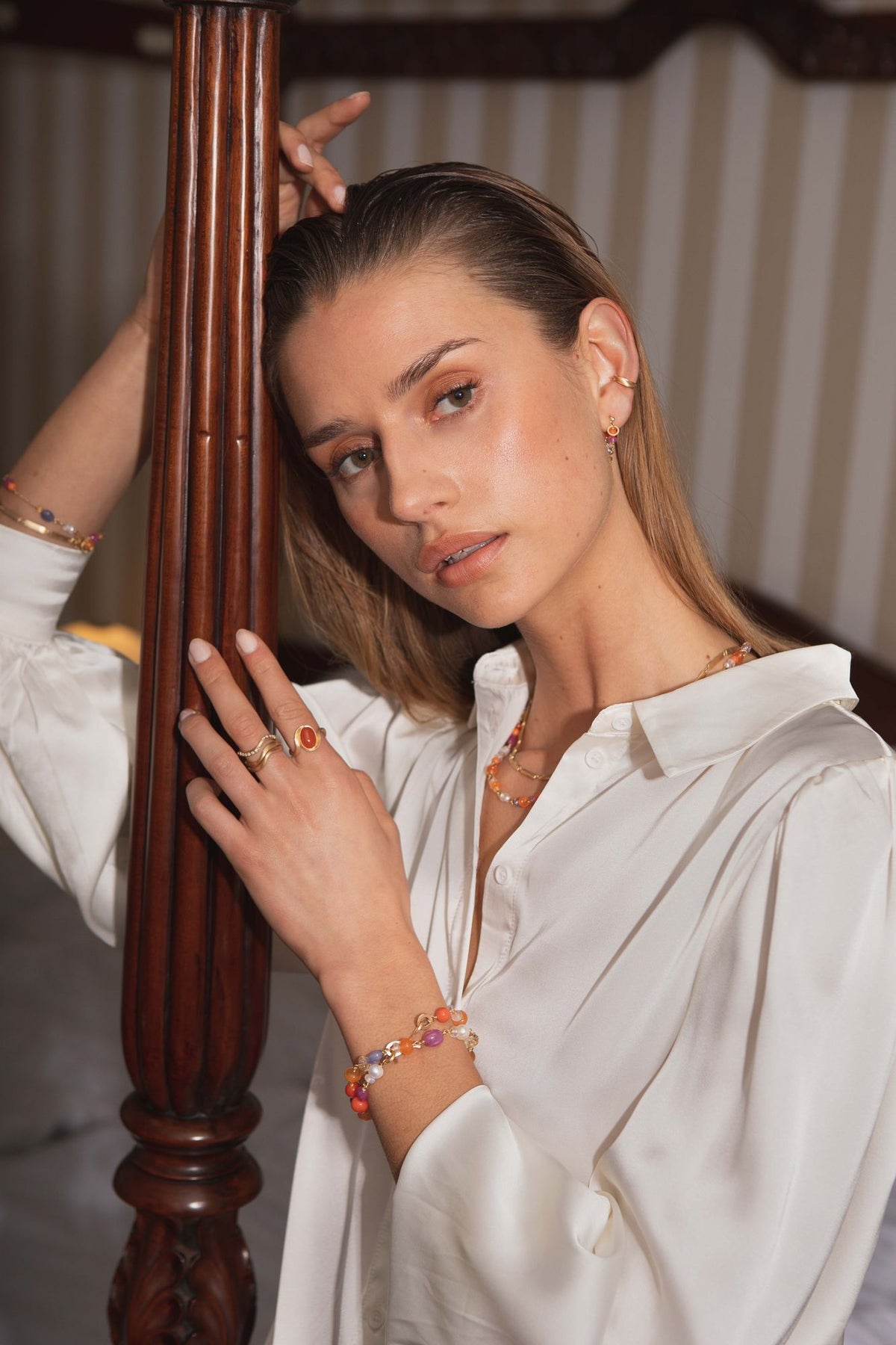 Vega kleiner Goldring aus 18K I Karneol