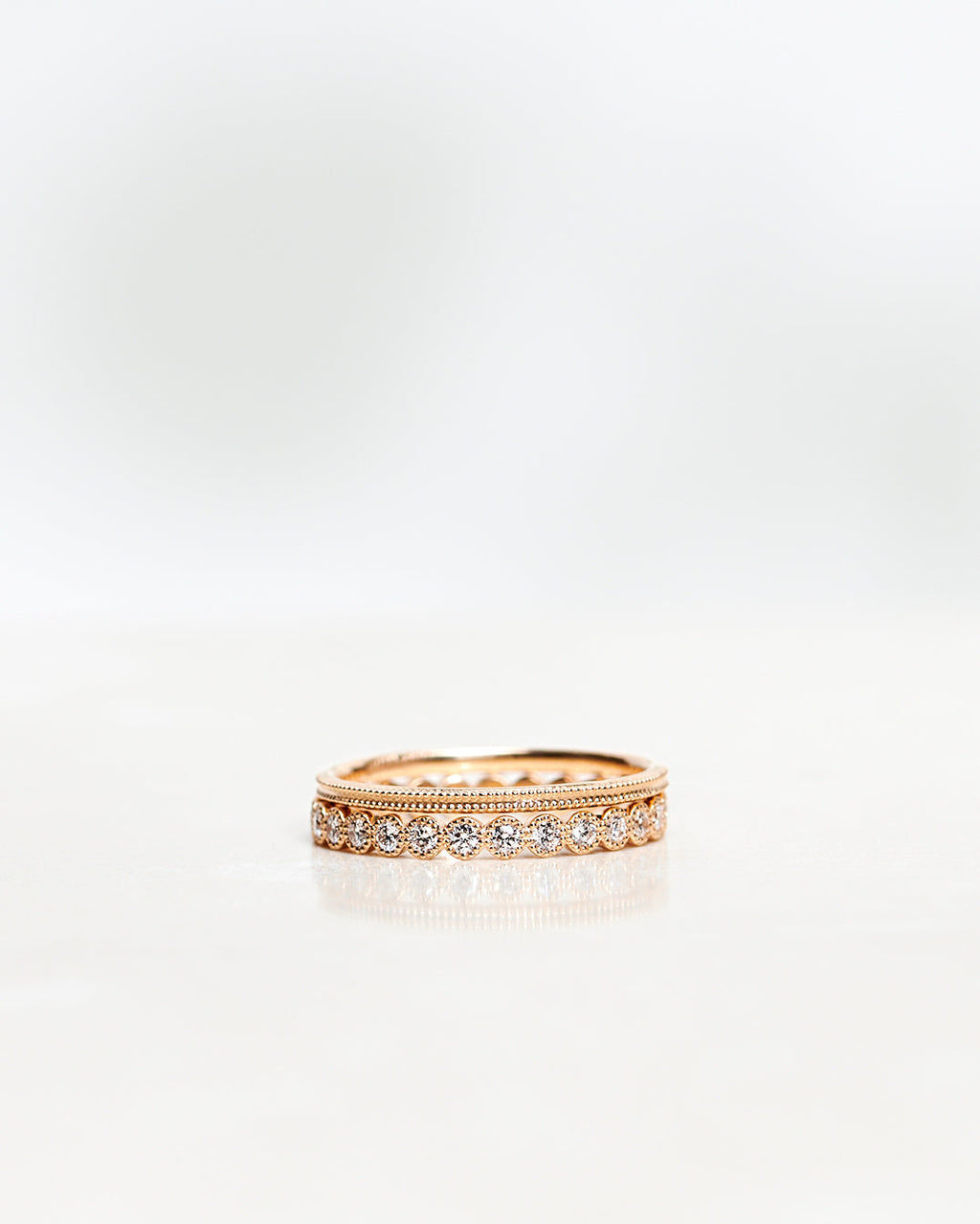 Astrid Vintage Style Bandring aus 18K Gold, Weißgold oder Rosegold I Diamanten