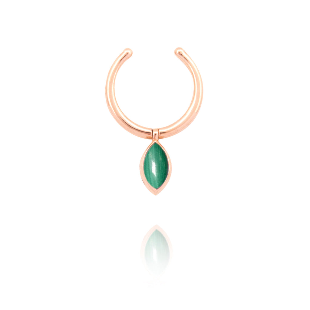 Grand Swinging 18K Rosegold Ear Cuff w. Malachite & Pearl