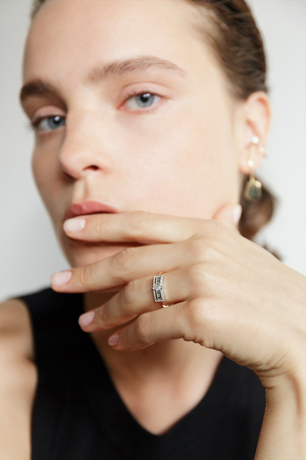 Second Wife Marquise 18K Rosegold & Whitegold Ring w. Diamonds