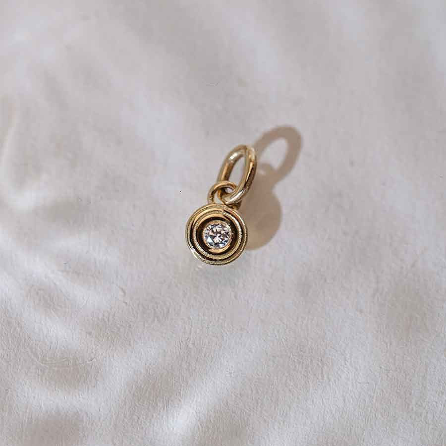 Drops of Memories 18K Gold Pendant w. Lab-Grown Diamond