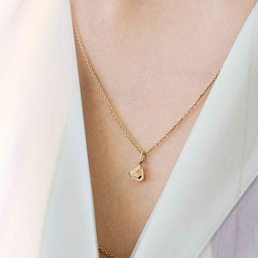 ReMind 18K Gold Pendant w. Lab-Grown Diamond