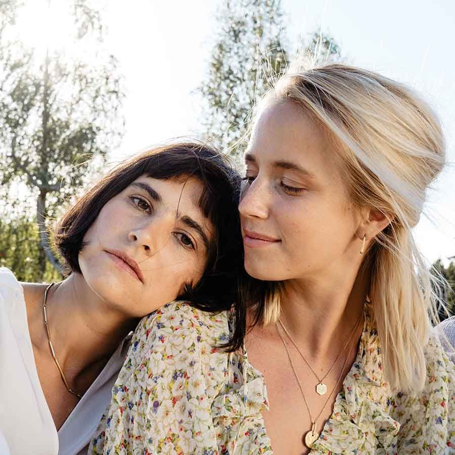 Wilderness 18K Gold Earrings w. Lab-Grown Diamond