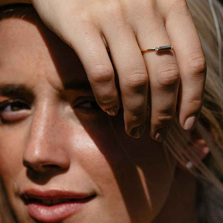 Sunbeam 18K Gold Ring w. Lab-Grown Diamond