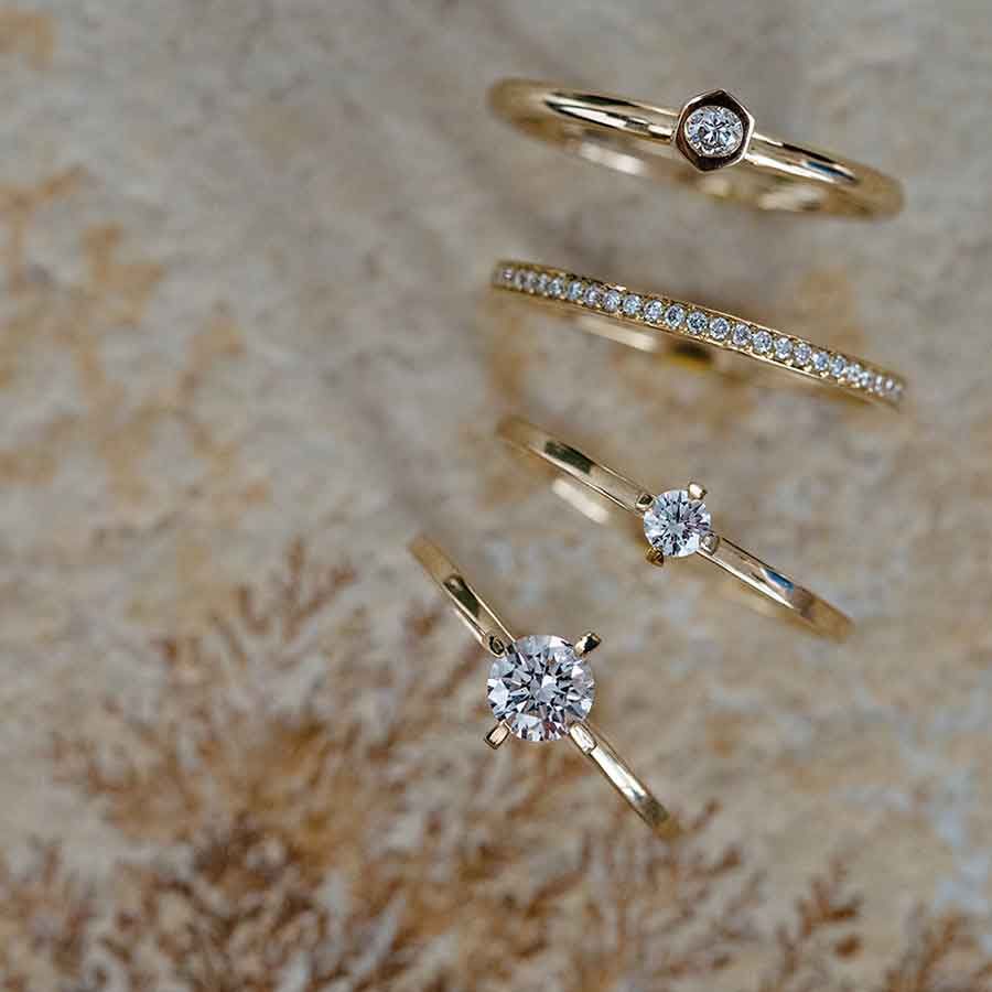 Sunray 18K Gold Ring w. Lab-Grown Diamond