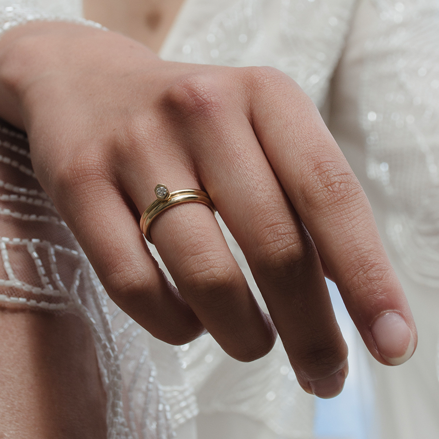 Sunray 18K Gold Ring w. Lab-Grown Diamond