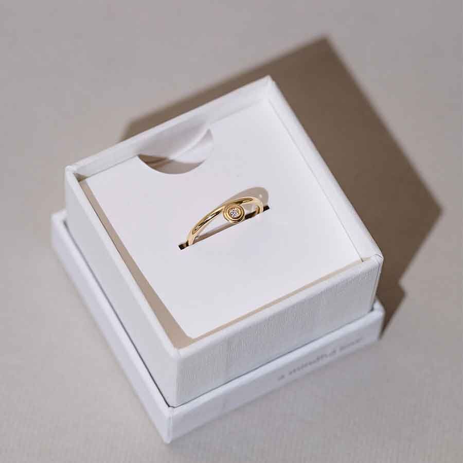 Drops of Memories 18K Gold Ring w. Lab-Grown Diamond