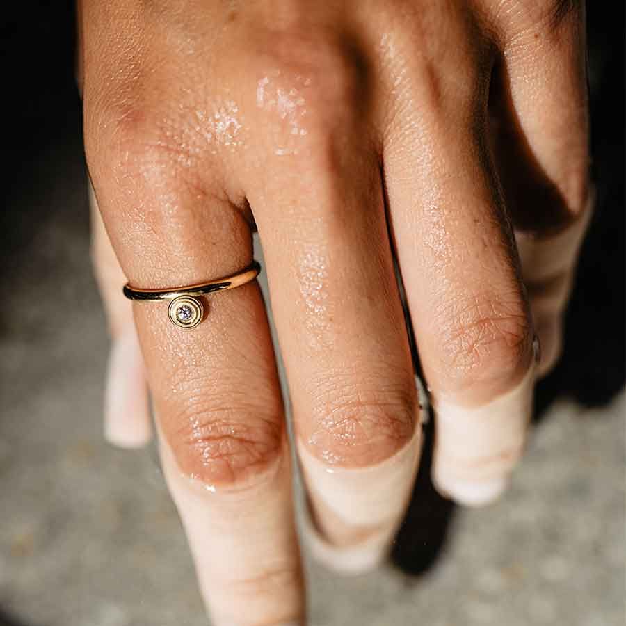 Drops of Memories 18K Gold Ring w. Lab-Grown Diamond