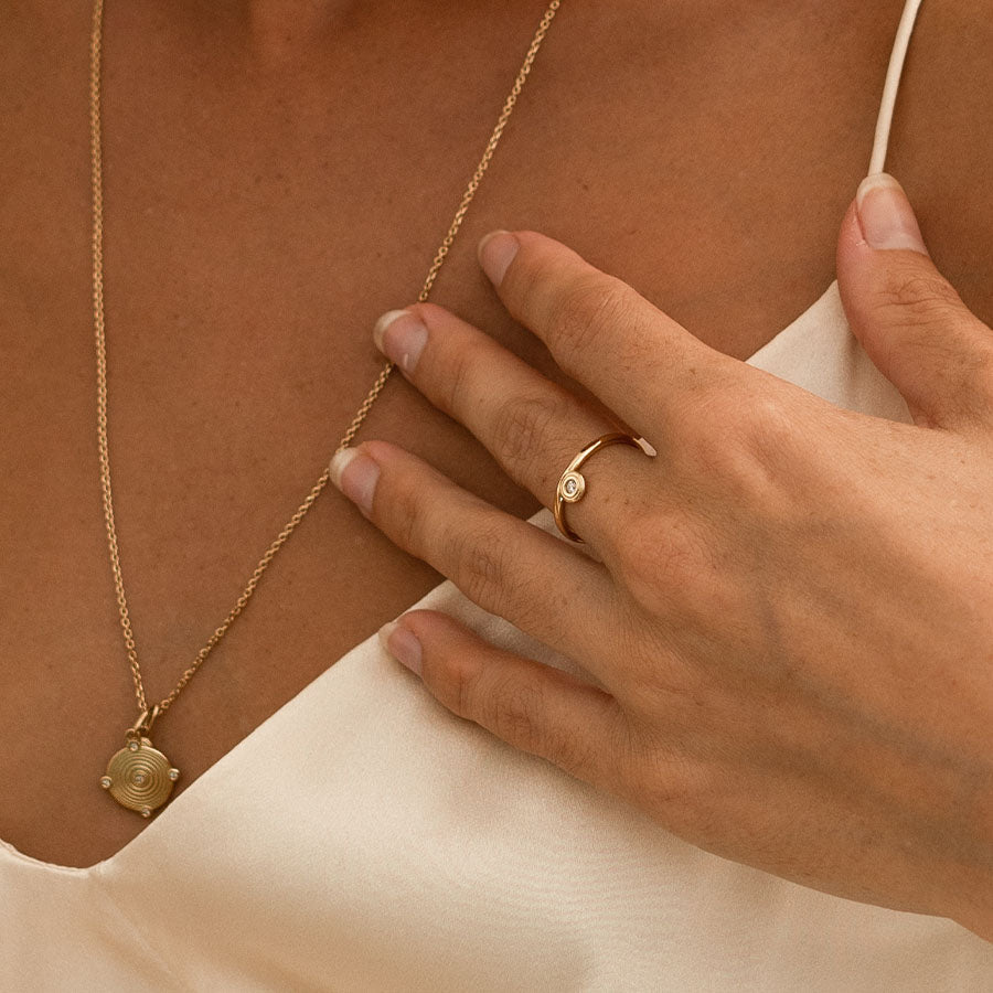 Drops of Memories 18K Gold Ring w. Lab-Grown Diamond