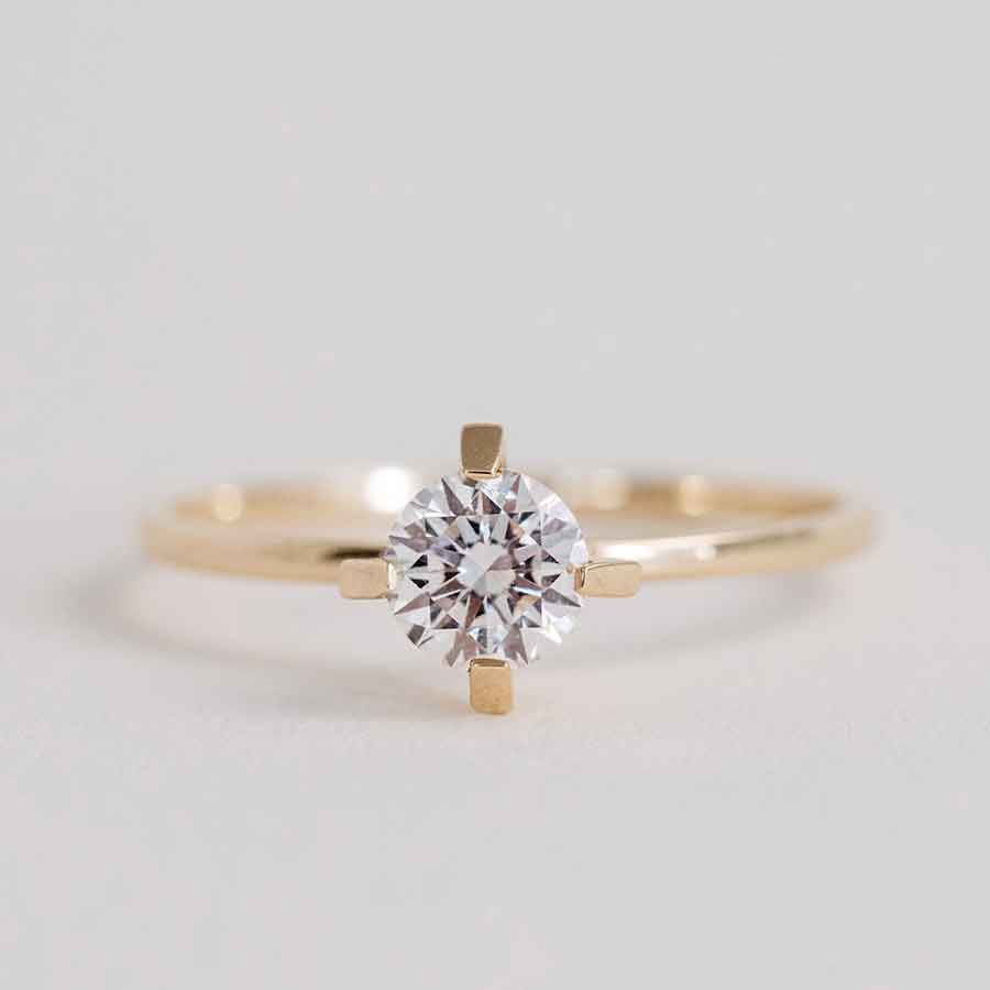 ReMind Solitaire 18K Gold or Whitegold Ring w. Lab-Grown Diamond