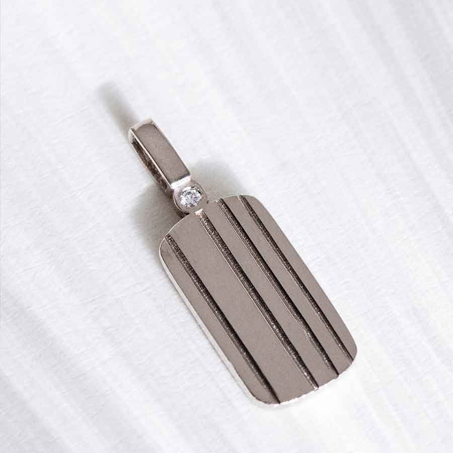 Wild Lines 18K Gold Pendant w. Lab-Grown Diamond