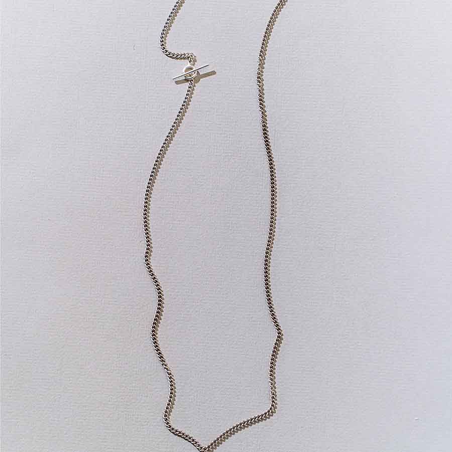 The Bold Essential Silver Necklace