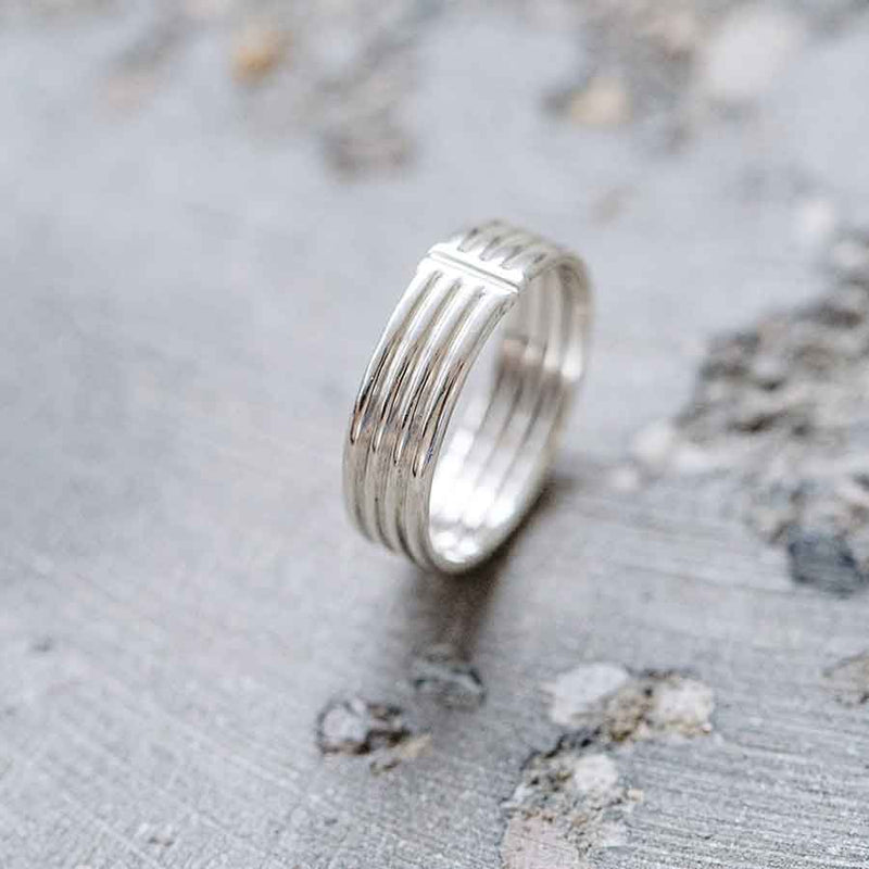 Essential Lines Sølv Ring