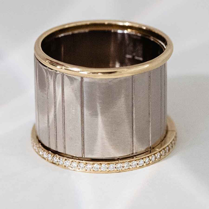 Wild Lines 18K Gold Ring