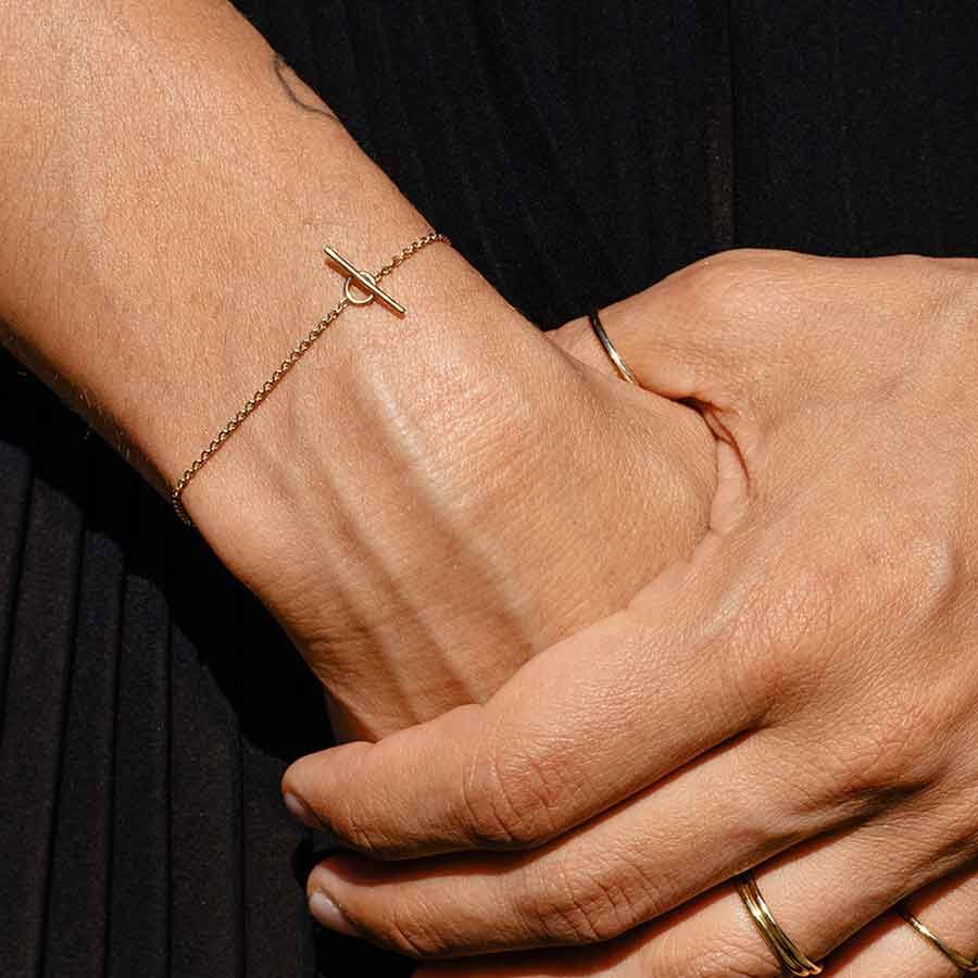 The Essential 18K Gold Bracelet