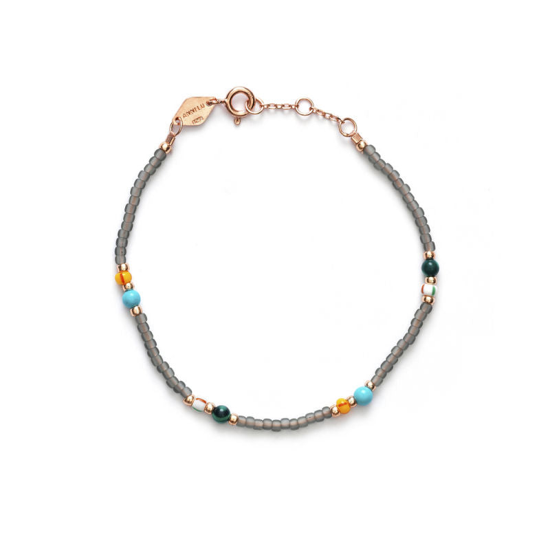 Soho Forgyldt Armbånd m. Grå Glasperler