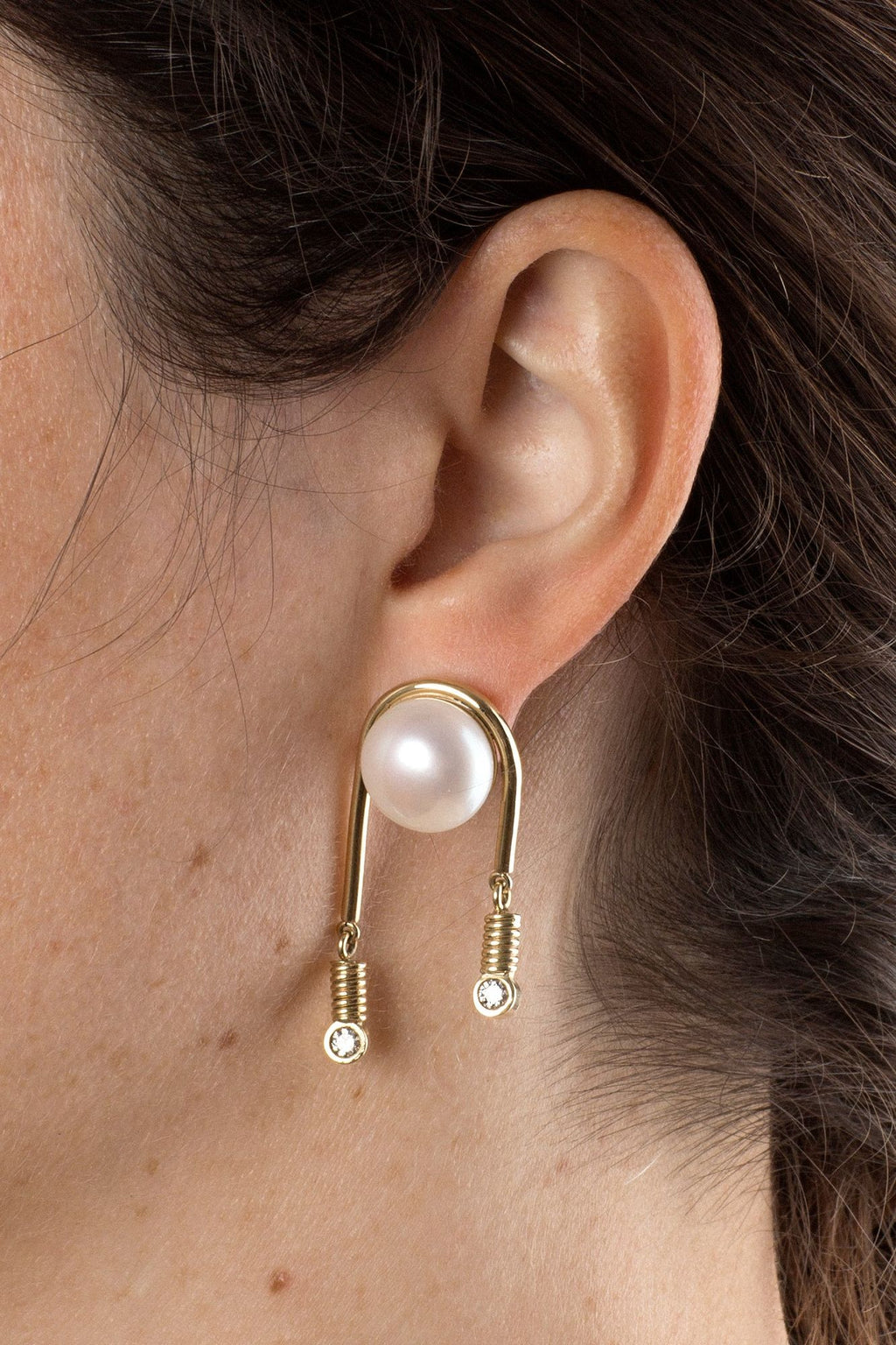 Somnia Pearl Earrings Gold
