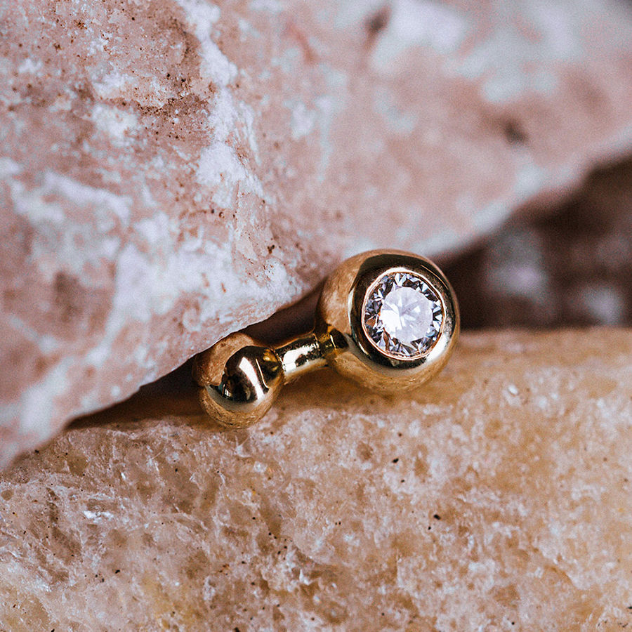 Sphere 18K Gold Earrings w. Lab-Grown Diamonds