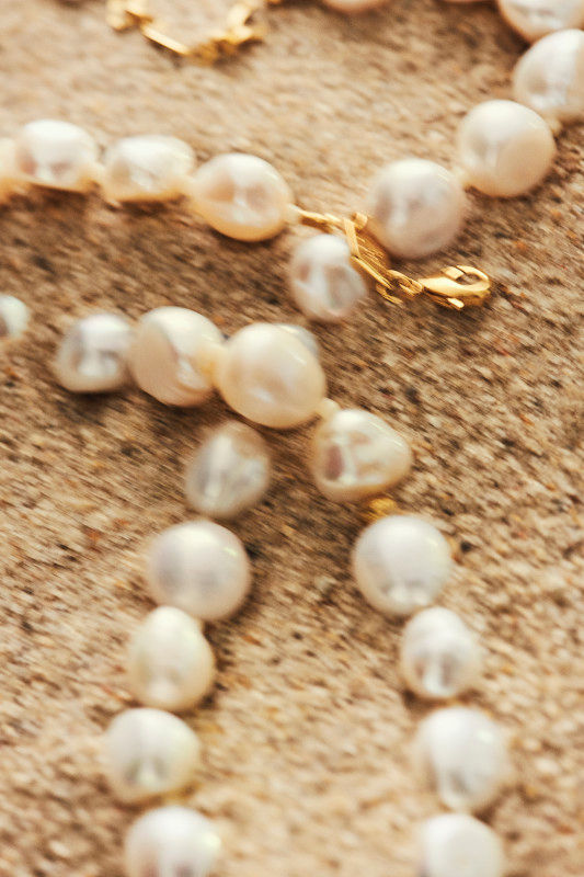 Stellar Pearly Gold Plated Necklace w. Pearls
