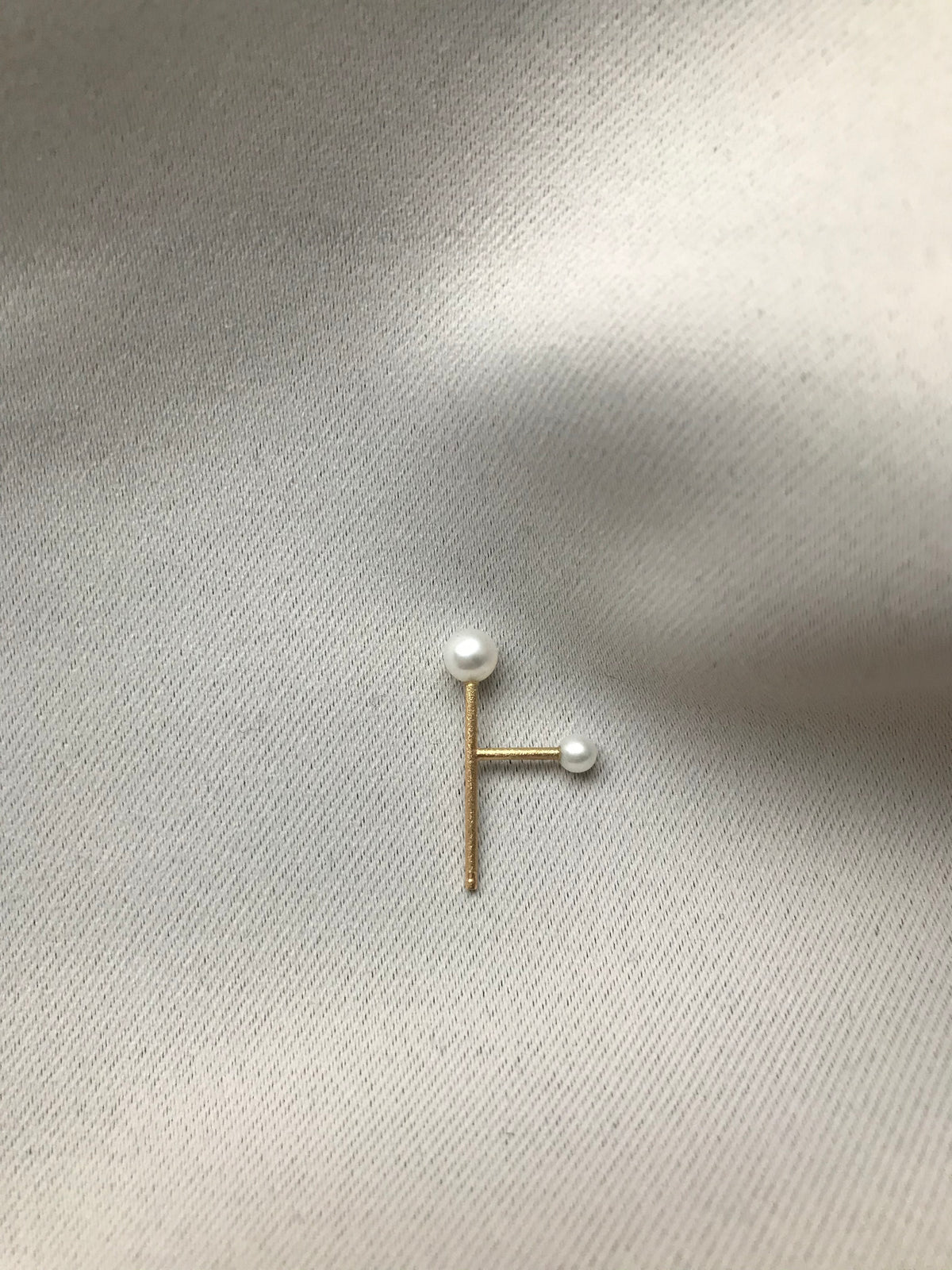TENTACLE 2 L 14K Gold Stud