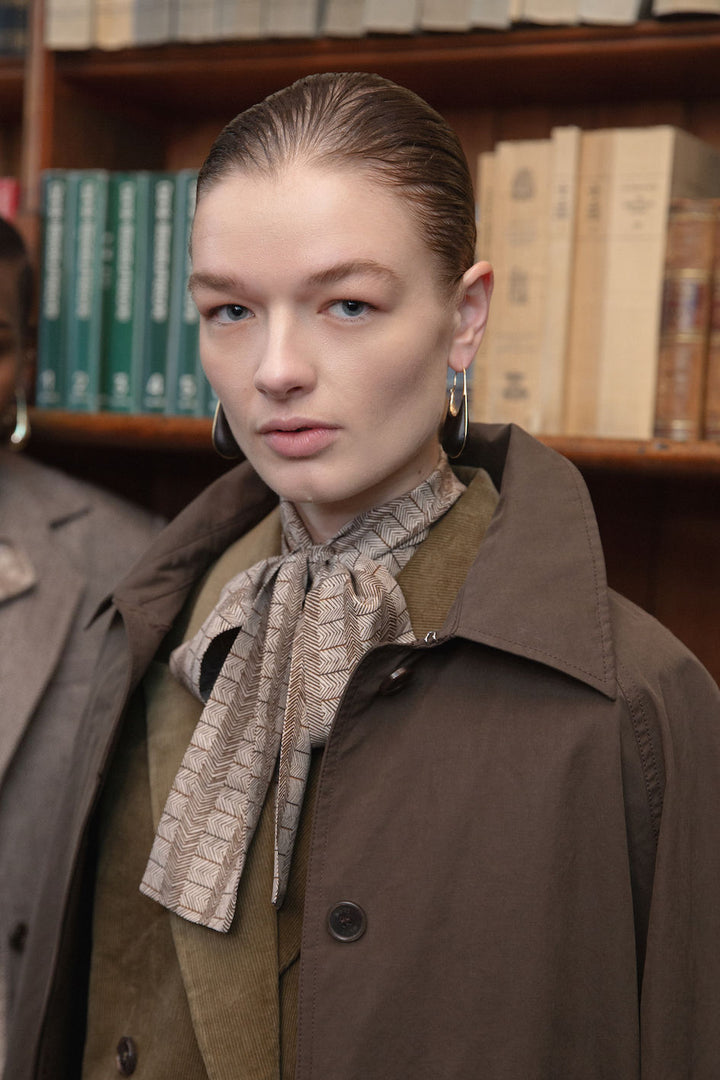 Doric Mpingo 18K Gold Earring w. Diamond